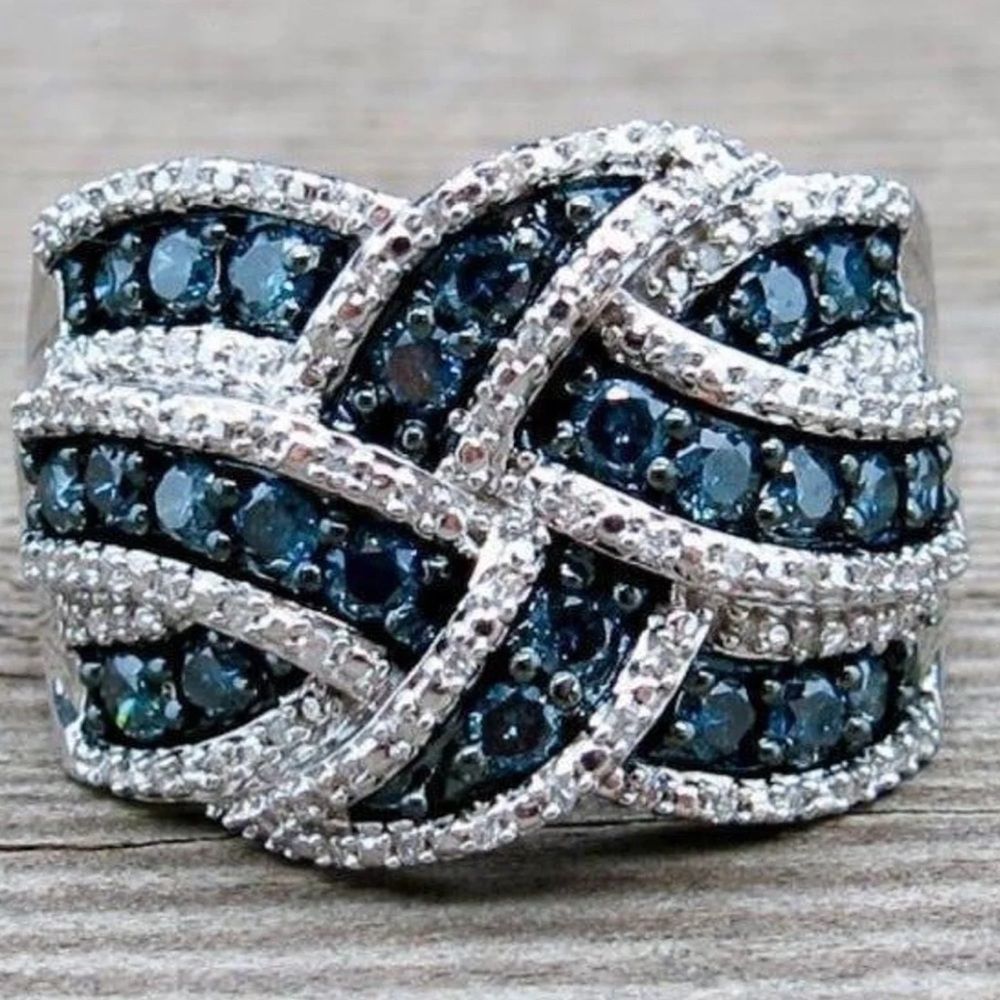 Blue sapphire white gold bridal eternity ring - Picture 2 of 6